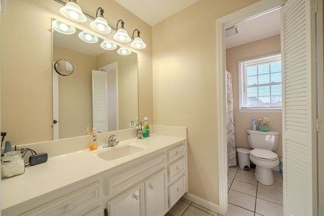 975 Ashport Rd, Jackson, TN 38305