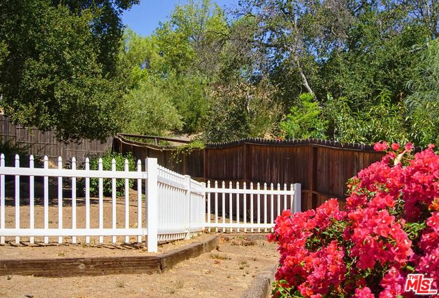 8485 Val Verde Drive, West Hills, CA 91304