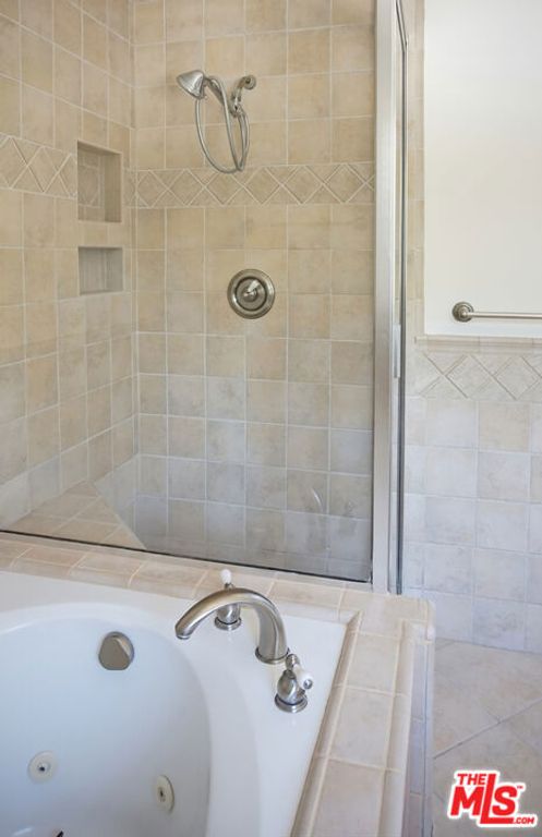 Image 21 of property listing at 8485 Val Verde Drive, West Hills, CA 91304