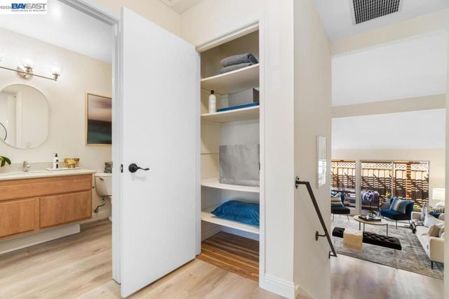 1371 Cherrywood Sq, San Jose, CA 95117