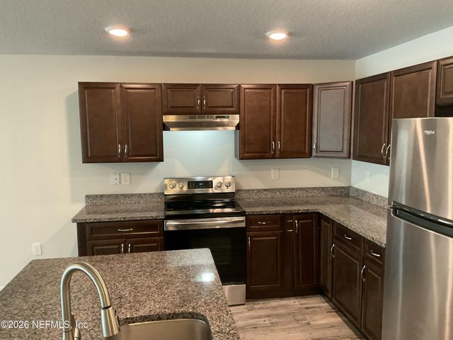 133 BRUNSWICK Lane, Palm Coast, FL 32137