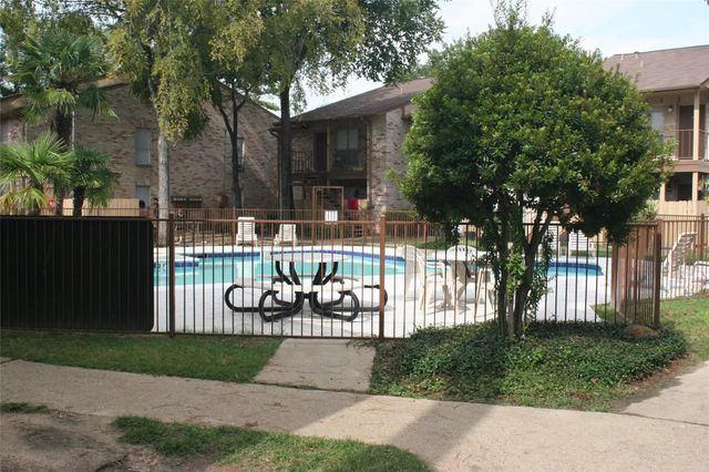 16303 Lyons School Road 304, Spring, TX 77379