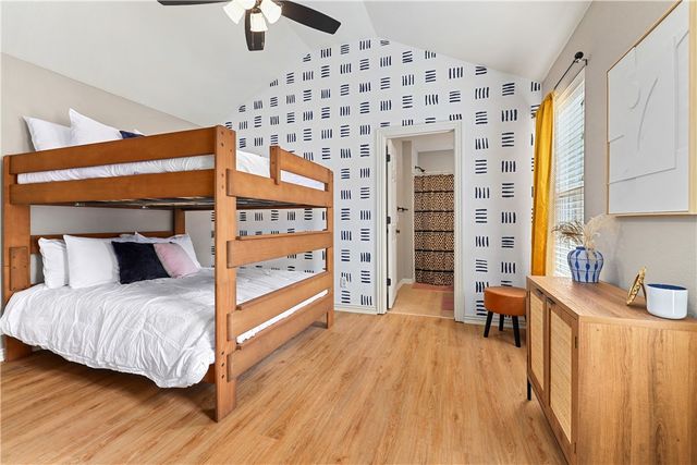 4198 W Bradstreet Lane, Fayetteville, AR 72704