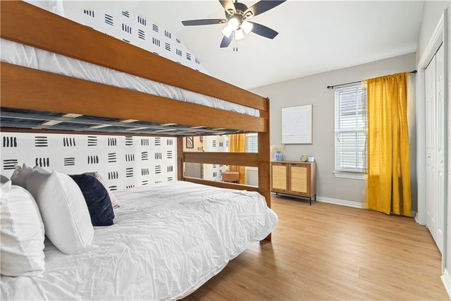 4198 W Bradstreet Lane, Fayetteville, AR 72704