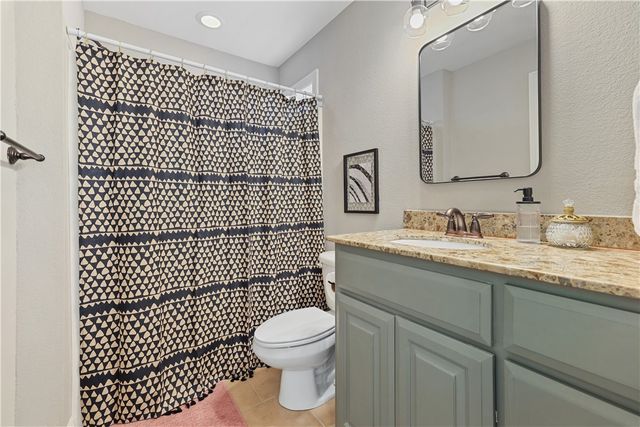 4198 W Bradstreet Lane, Fayetteville, AR 72704