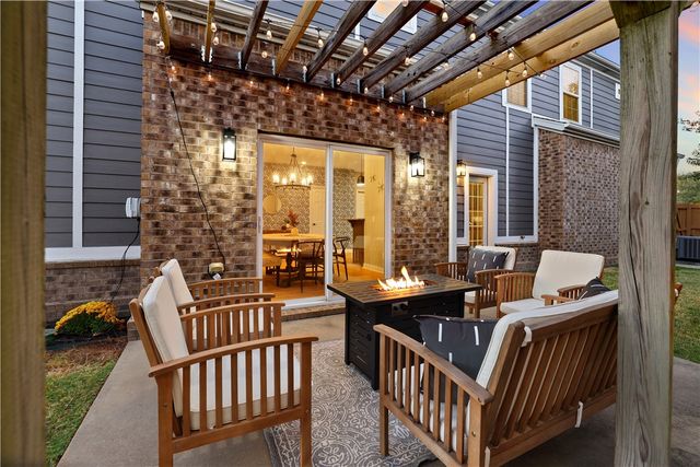 4198 W Bradstreet Lane, Fayetteville, AR 72704