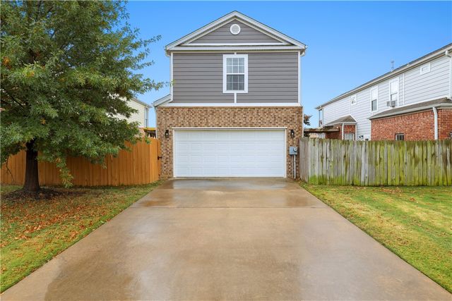 4198 W Bradstreet Lane, Fayetteville, AR 72704
