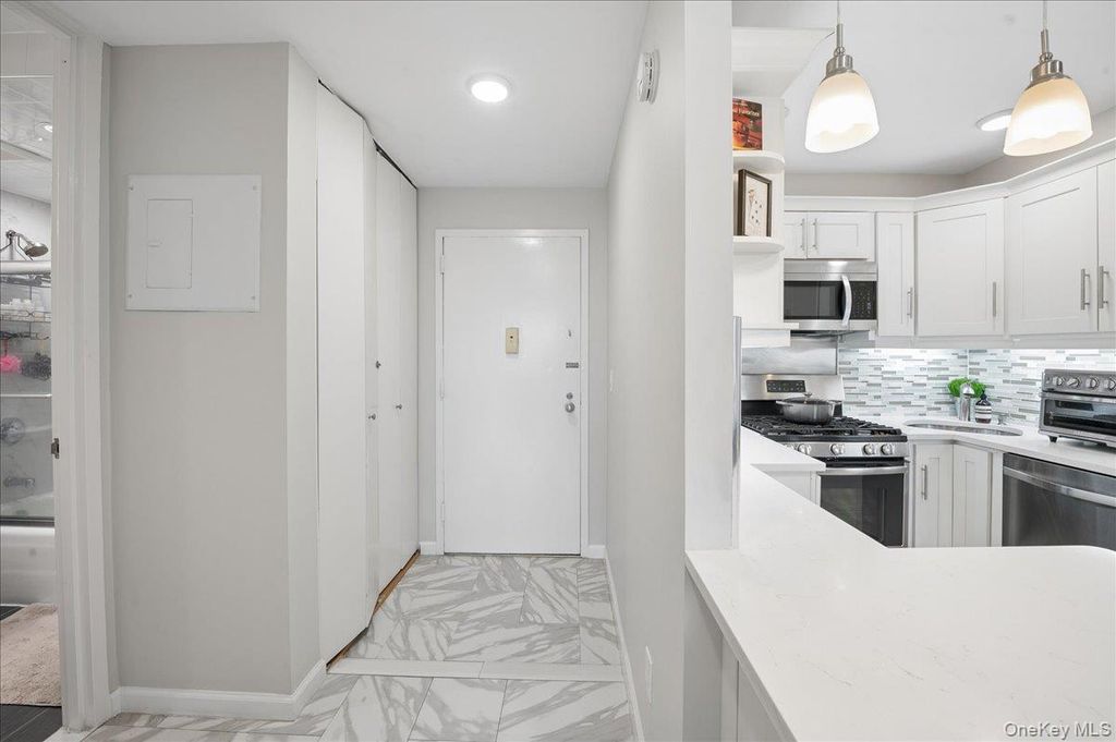 1 Irving Place U16E, New York (manhattan), NY 10003 — photo 4