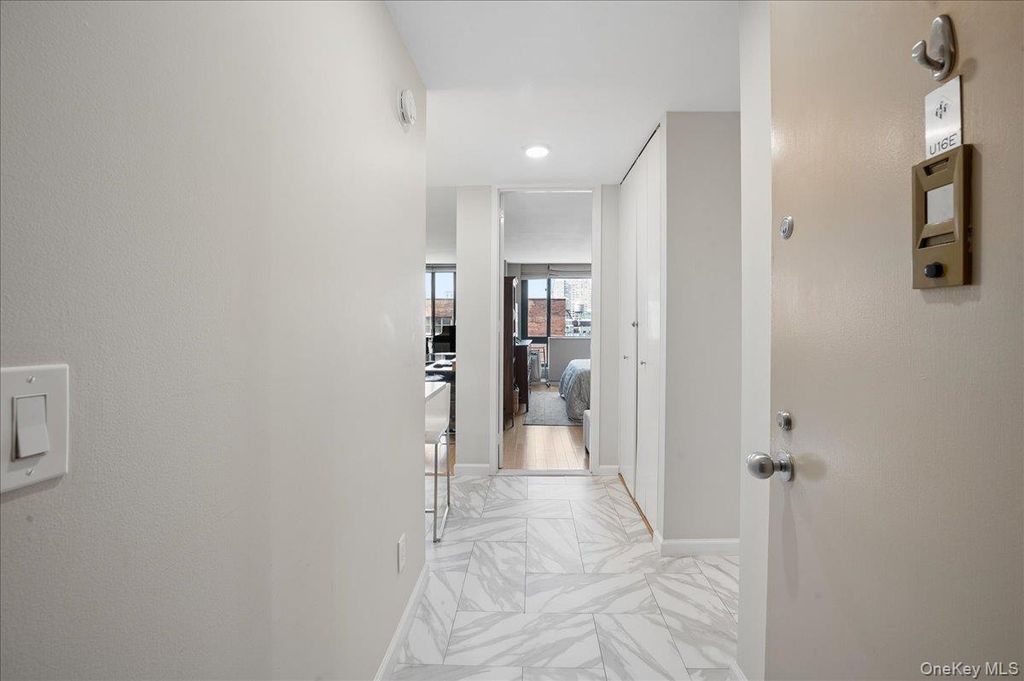 1 Irving Place U16E, New York (manhattan), NY 10003 — photo 5