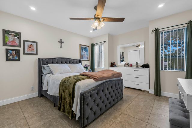 3111 CORAL SPRINGS Drive 213, Coral Springs, FL 33065