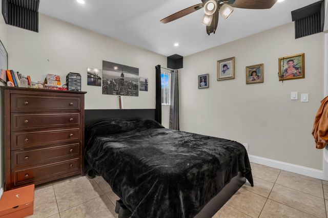 3111 CORAL SPRINGS Drive 213, Coral Springs, FL 33065