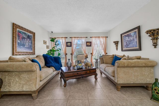 3111 CORAL SPRINGS Drive 213, Coral Springs, FL 33065