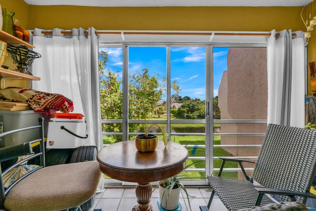 3111 CORAL SPRINGS Drive 213, Coral Springs, FL 33065