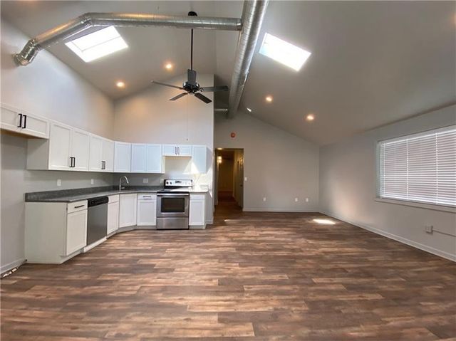 1108 4th Avenue, Coraopolis, PA 15108