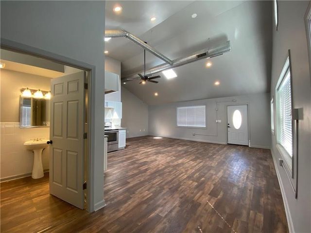 1108 4th Avenue, Coraopolis, PA 15108