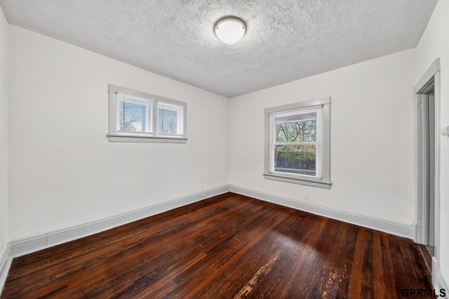 1902 Spring Street, Omaha, NE 68108
