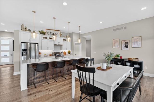 1007 Lynne Drive, Adel, IA 50003