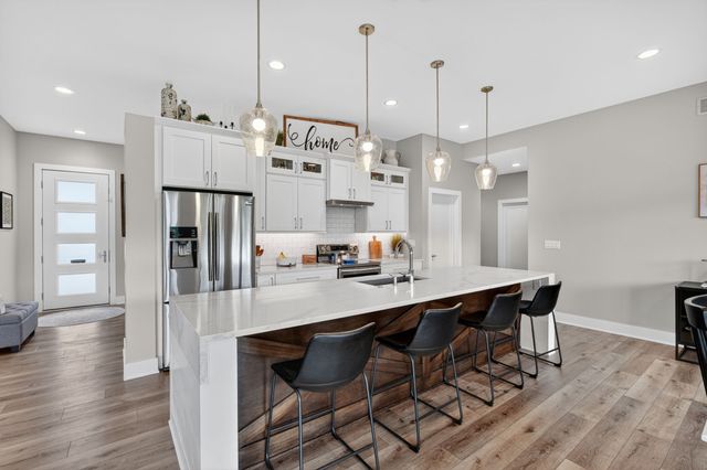 1007 Lynne Drive, Adel, IA 50003