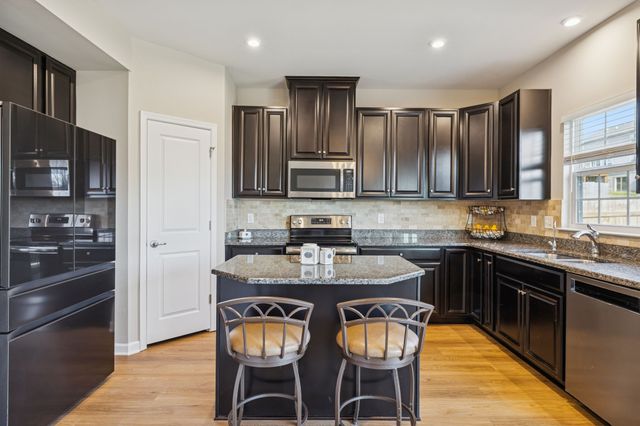 3104 Bent Tree Ln, Columbia, TN 38401