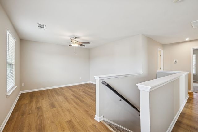 3104 Bent Tree Ln, Columbia, TN 38401