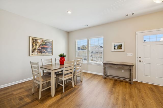 3104 Bent Tree Ln, Columbia, TN 38401