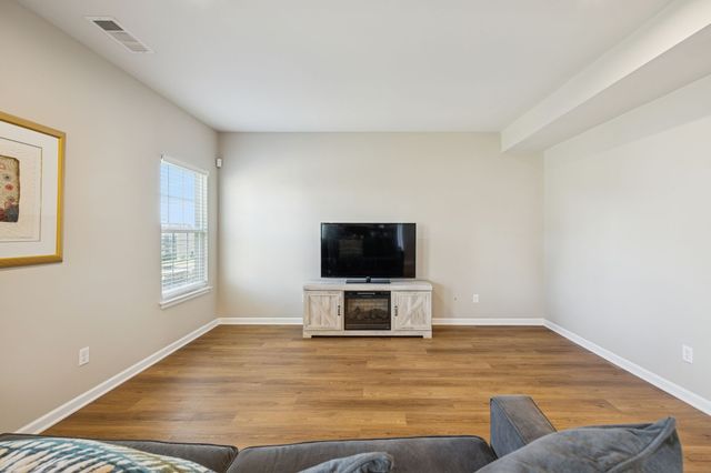 3104 Bent Tree Ln, Columbia, TN 38401