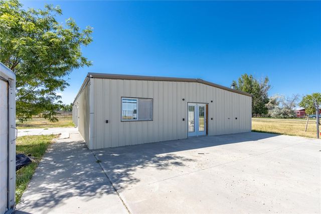 7230 N Eggebrecht Lane, Billings, MT 59106
