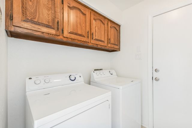 1666 Clydesdale Drive, Lewisville, TX 75067