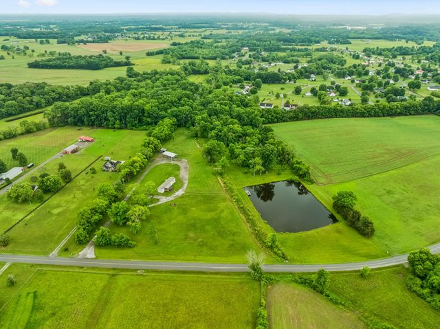 280 Kingdom Rd, Unionville, TN 37180