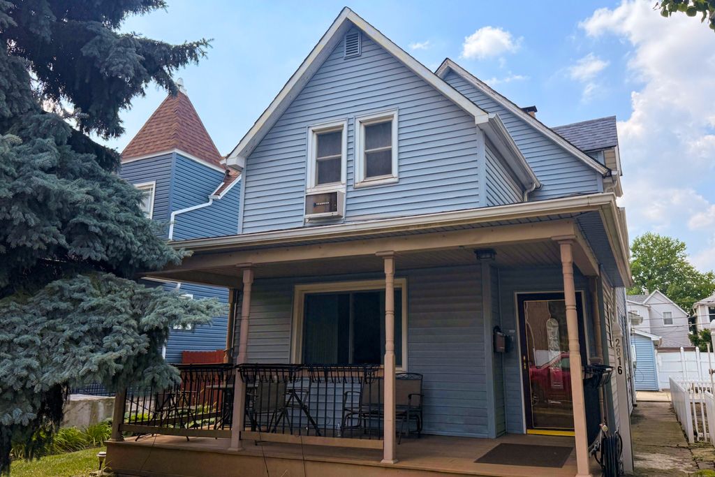 2816 S Austin Boulevard, Cicero, IL 60804