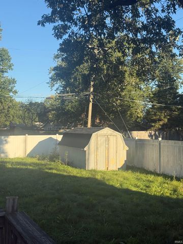 5124 Maplecrest Road, Fort Wayne, IN 46835