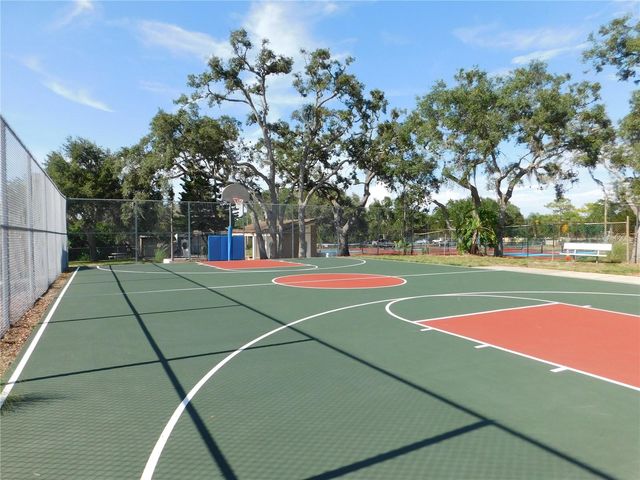 8020 HUNTERS WHIP ROW, Hudson, FL 34667