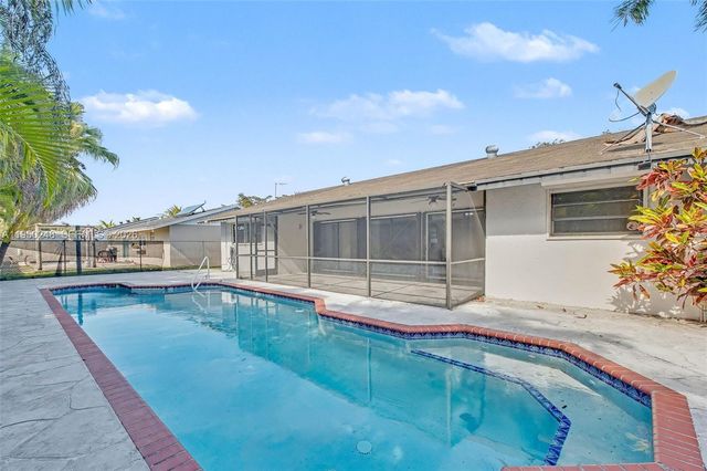 13830 SW 104th Terrace, Miami, FL 33186