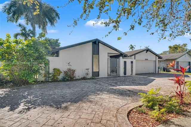 13830 SW 104th Terrace, Miami, FL 33186