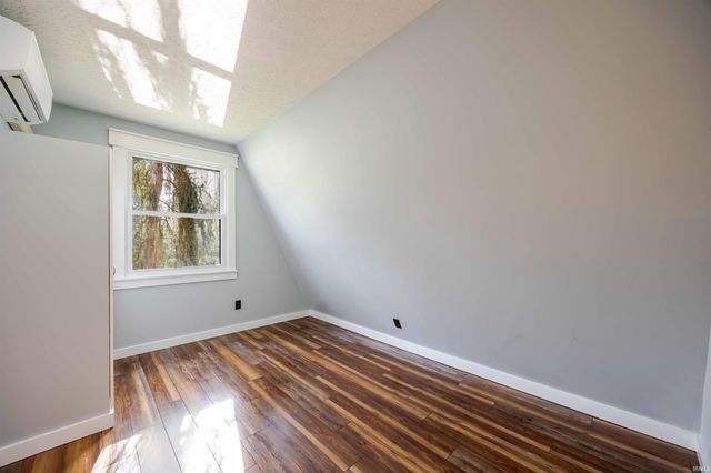 123 Empire Lane, Bedford, IN 47421