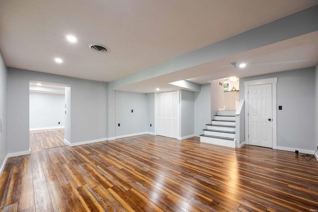 123 Empire Lane, Bedford, IN 47421