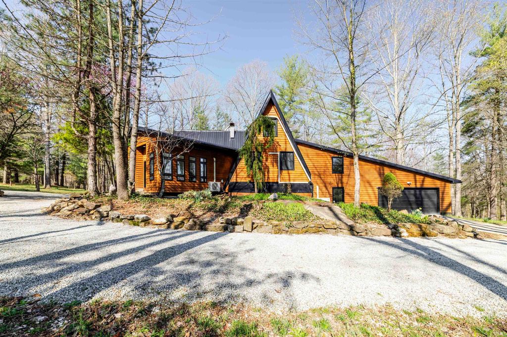 123 Empire Lane, Bedford, IN 47421