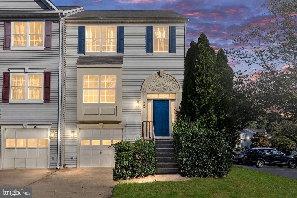 209 BACKRIDGE CT, Fredericksburg, VA 22406