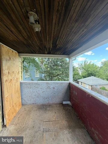 2704 HAMILTON AVE, Baltimore, MD 21214
