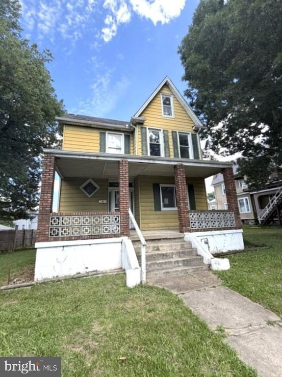 2704 HAMILTON AVE, Baltimore, MD 21214
