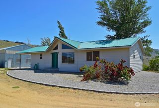 678 Road 20 NW, Waterville, WA 98858
