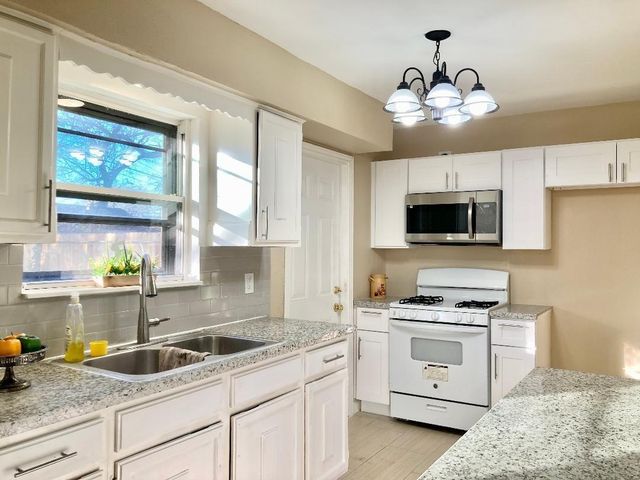 6834 Driftwood Street, Houston, TX 77021