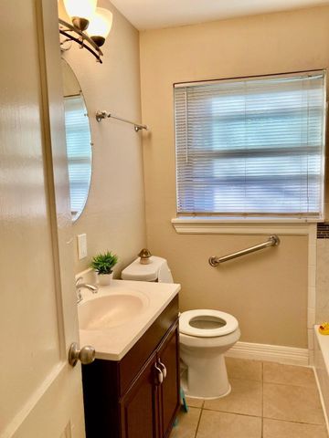 6834 Driftwood Street, Houston, TX 77021