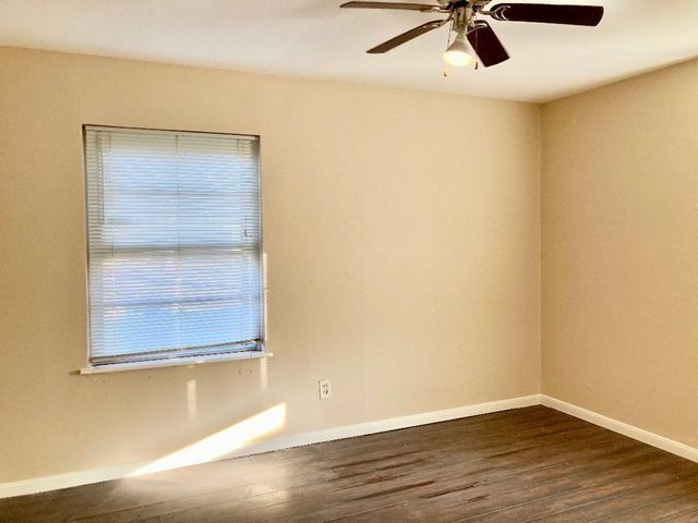 6834 Driftwood Street, Houston, TX 77021