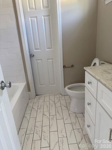 133 CIRCLE Drive, Salisbury, NC 28144