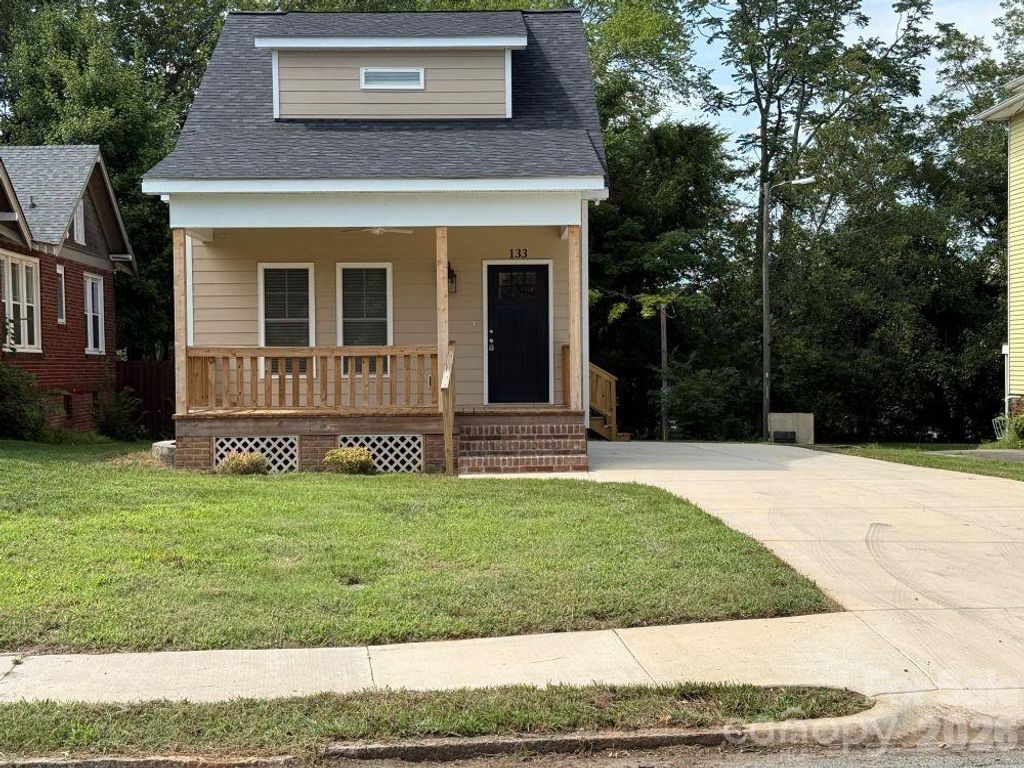 133 CIRCLE Drive, Salisbury, NC 28144