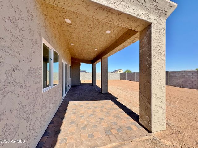 10066 W SUNBIRD Drive, Arizona City, AZ 85123