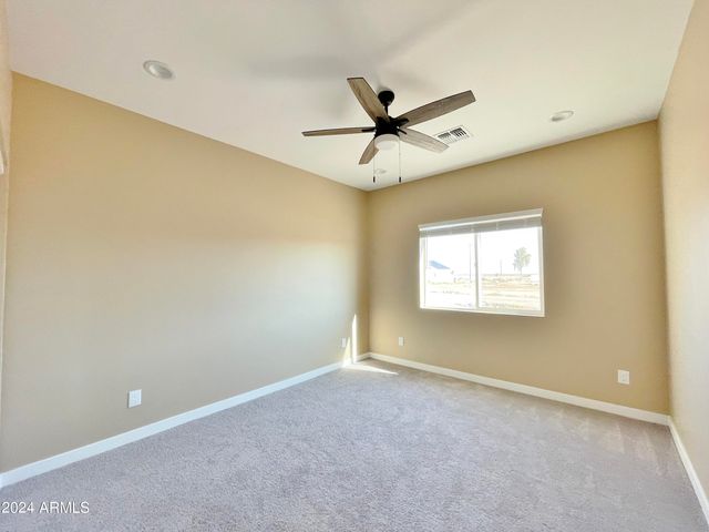 10066 W SUNBIRD Drive, Arizona City, AZ 85123