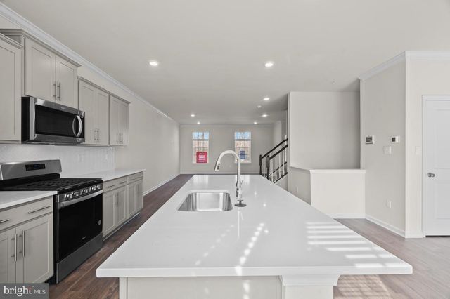 5201 MANOR PARK DR, Upper Marlboro, MD 20772