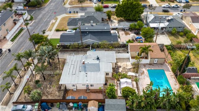8057 Wentworth Street, Sunland, CA 91040
